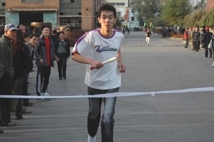 公司员工环厂跑接力赛圆满结束(图2)