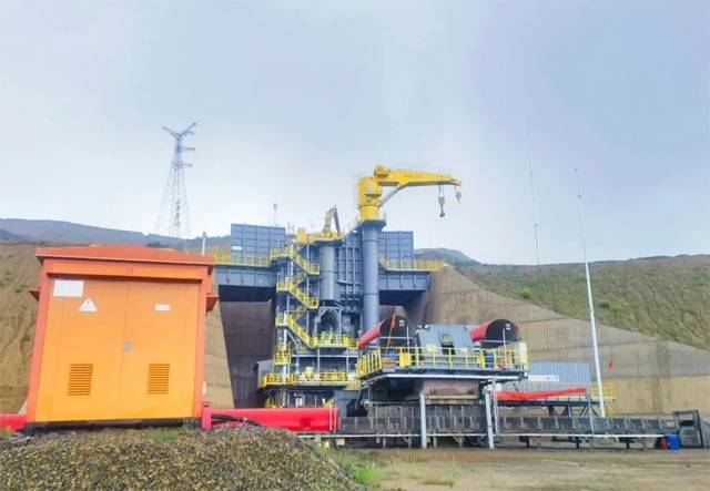 大型露天矿旋回式半移动破碎站 国际项目中标助力矿山开采解决方案升级-三星领航机械有限公司(图1)